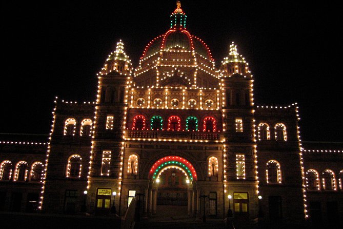 Victoria and Butchart Gardens Christmas Tour - Group size, comfort, and the guide factor
