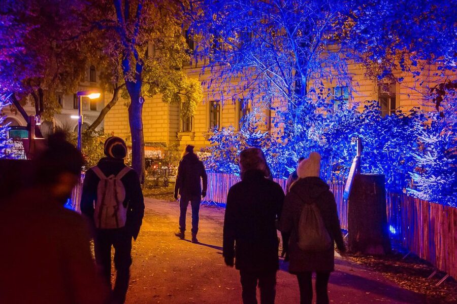 Vienna: Christmas Markets Tour - What you’ll want to bring (and wear)