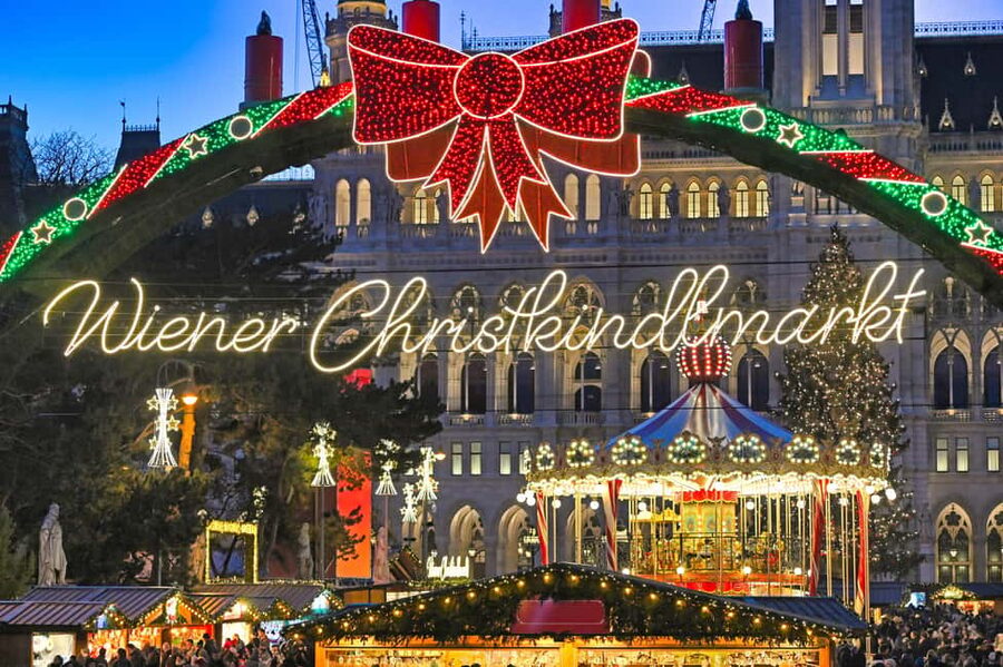 Vienna: Christmas Photoshoot with a Pro Photographer - Key things I’d plan for