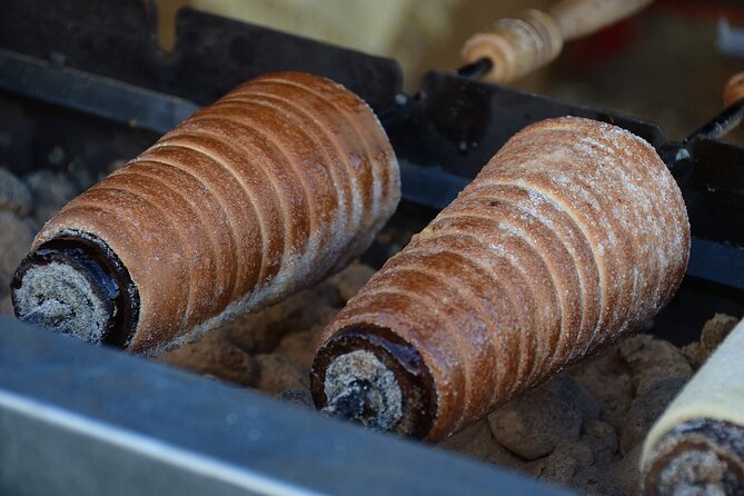 Vienna Guided Christmas Market Food and Drink Tour - Key highlights you’ll feel in the moment