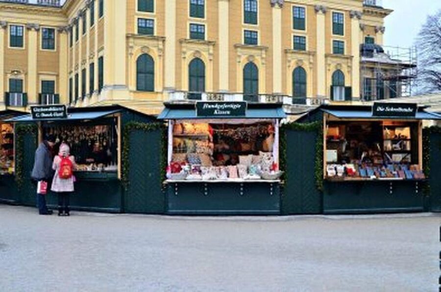 Vienna: Schönbrunn Palace & Christmas Market Walking Tour - Key things to know before you go