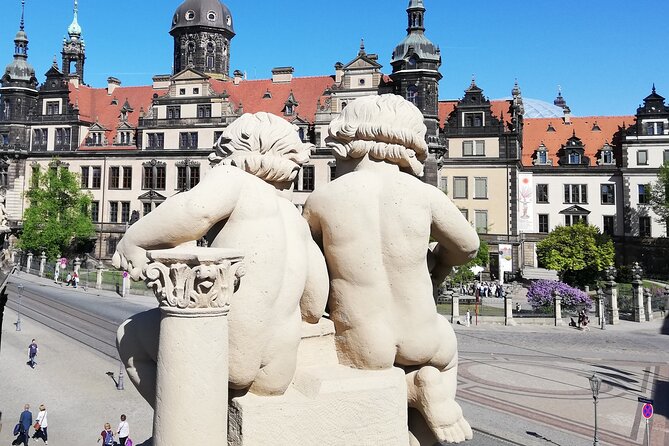 Walking Tour of Historic Dresden with a Christmas Touch. Small group tour. - Dresden Christmas Market time: Striezelmarkt and the Stollen hunt