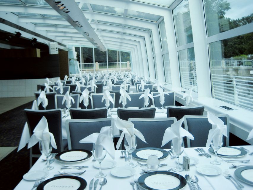 Washington DC: Christmas Eve Gourmet Brunch or Dinner Cruise - Sights you’ll see: monuments, symmetry, and river-level perspective