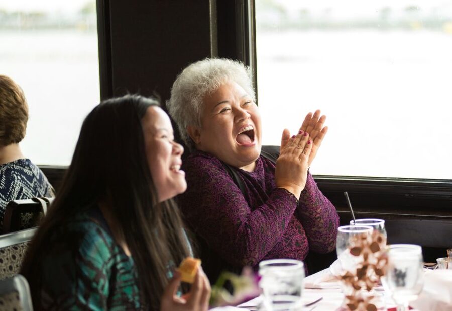 Washington DC: Christmas Eve Gourmet Brunch or Dinner Cruise - Making sure your party sits together (and avoiding little stress traps)