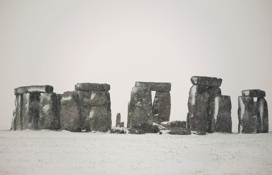 Windsor, Bath, Stonehenge & Salisbury with Christmas Lunch - The Stonehenge drive-by: what you get and what you might miss